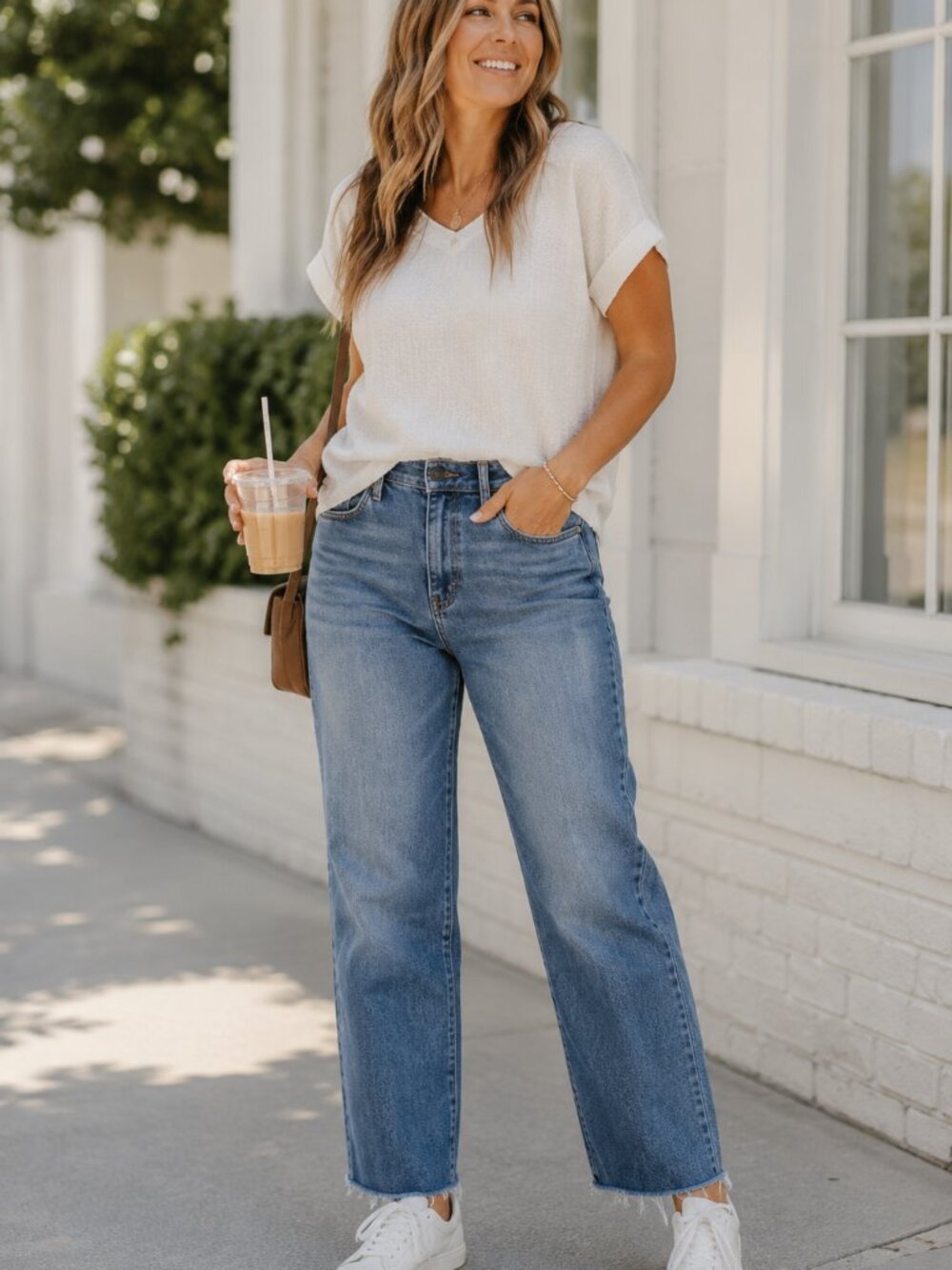 Classic High-Rise Straight Leg Women Jeans - Light Blue Size 14